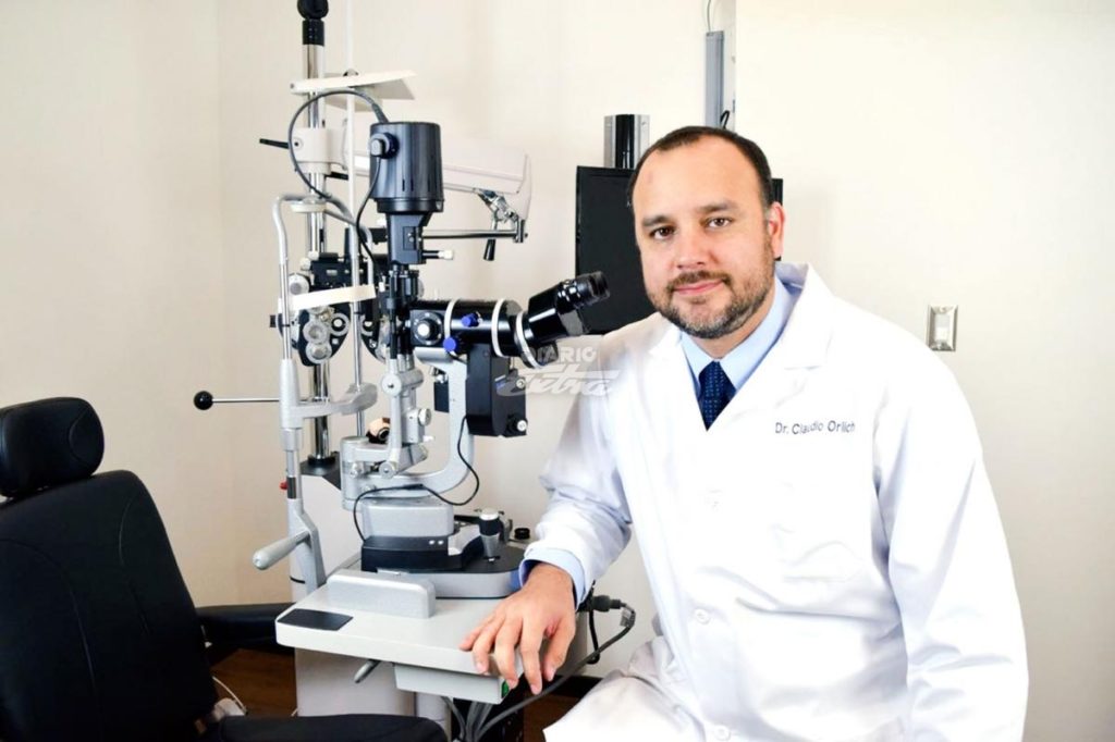 Dr. Claudio Orlich: A Luminary in Ophthalmology and Director of CLINICA 20/20